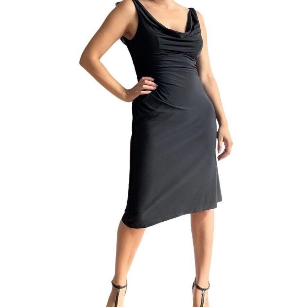 Elegant Black Sleeveless Dress